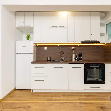 Comfy & Modern 1br Near Mall By Flat Manаger *