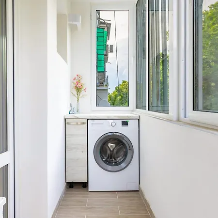 Comfy & Modern 1br Near Mall By Flat Manаger Апартамент Пловдив
