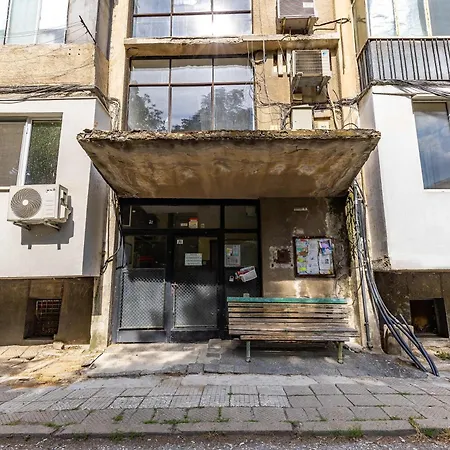 Comfy & Modern 1br Near Mall By Flat Manаger Апартамент *